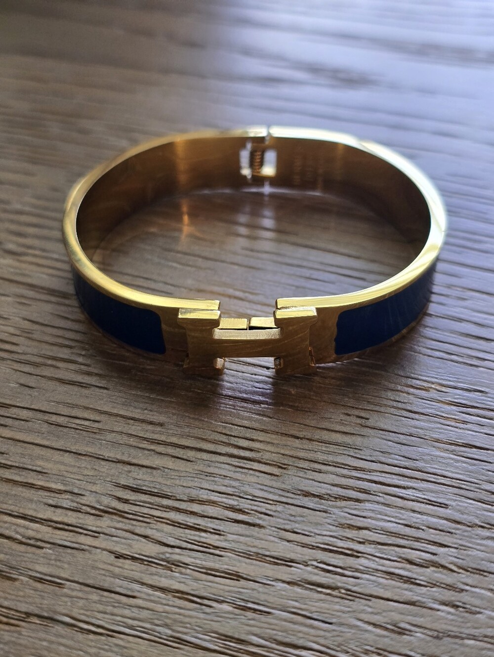 Designer Inspired 18k Gold Plated Bangle Bracelet Nwot
